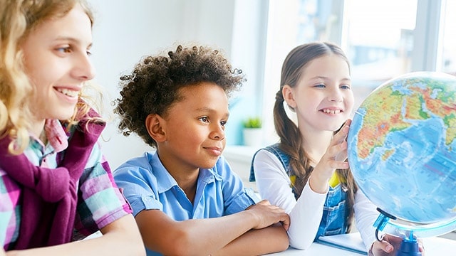 education matters kensington and chelsea schools children learning with globe